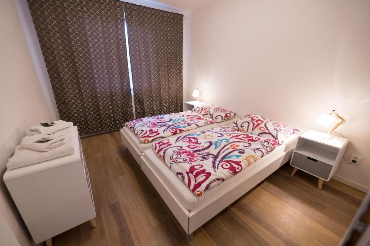 Bein Apartment With Parking Brno Exteriör bild