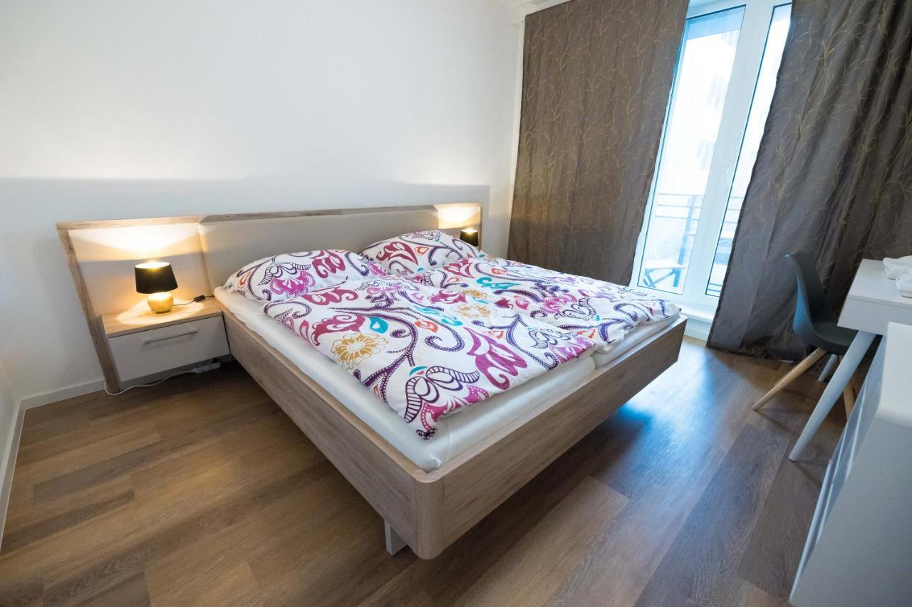 Bein Apartment With Parking Brno Exteriör bild